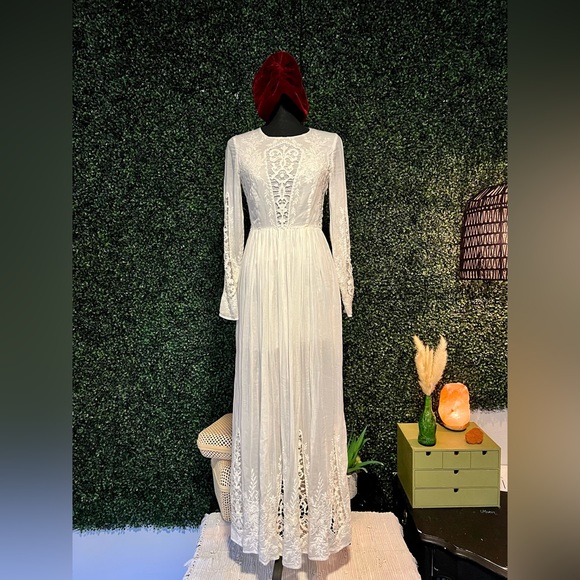 The Jetset Diaries Dresses & Skirts - “The Jetset” Bohemian Lace White Maxi Dress